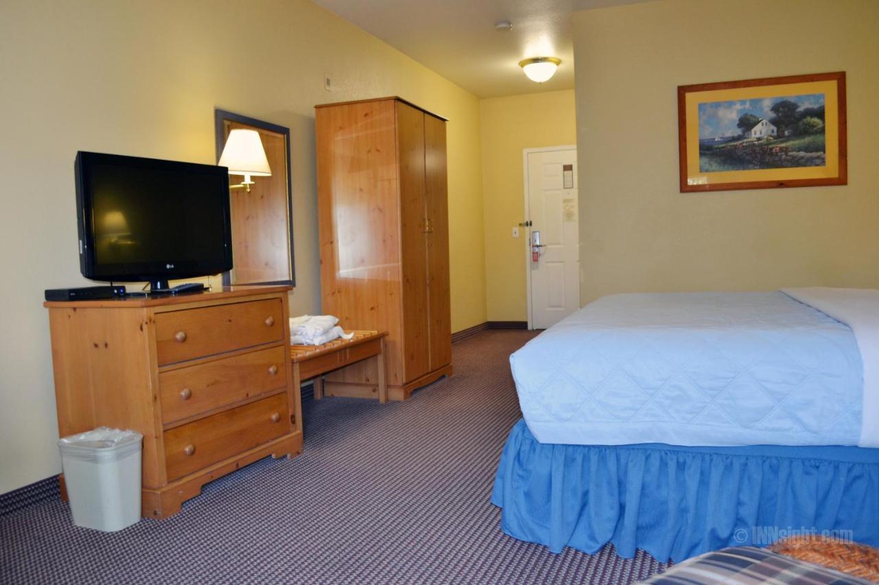 Sebastopol Inn Екстериор снимка