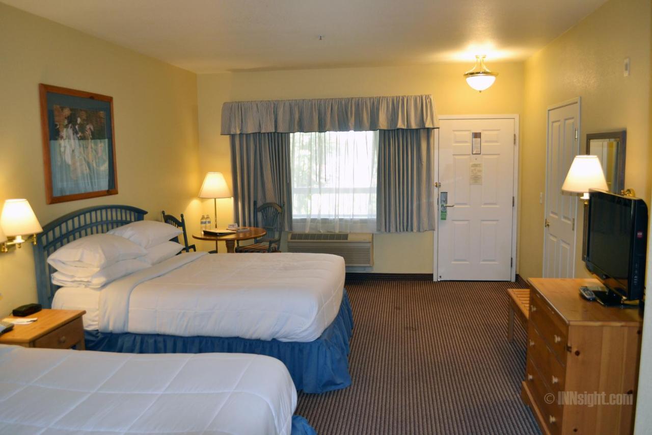 Sebastopol Inn Екстериор снимка