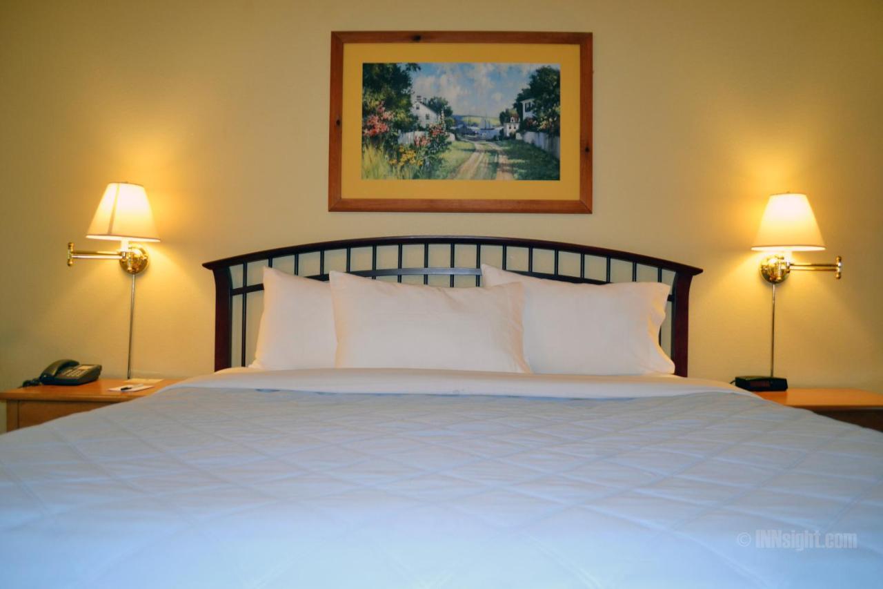 Sebastopol Inn Екстериор снимка