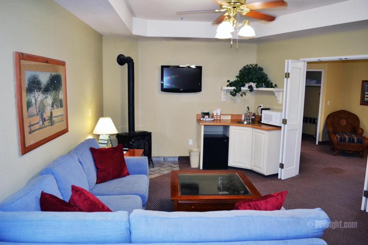 Sebastopol Inn Екстериор снимка