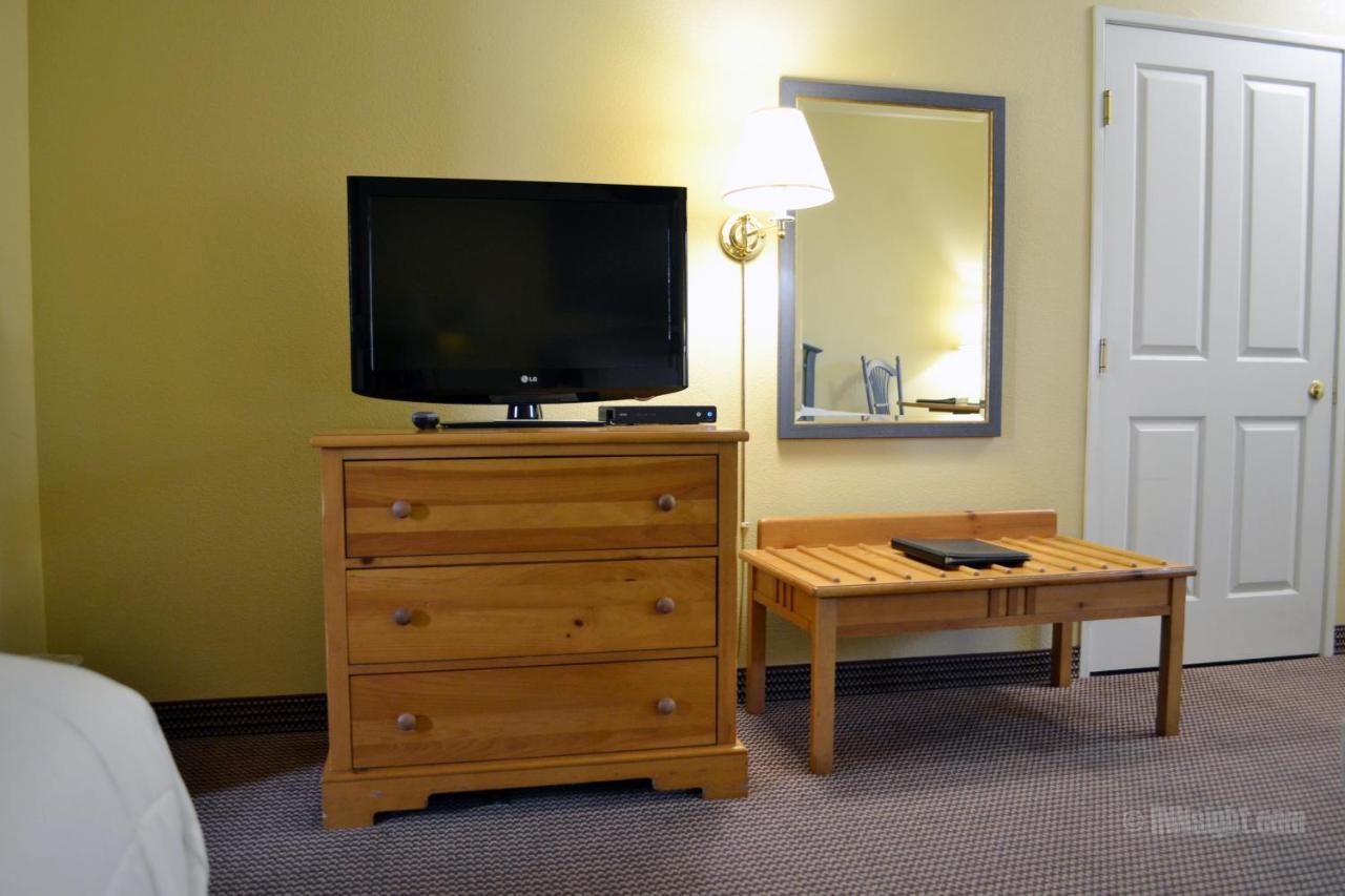 Sebastopol Inn Екстериор снимка